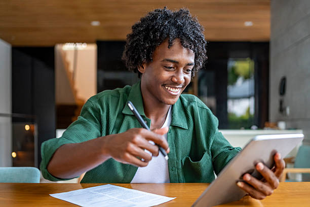 What are the best skills to learn in 2 months to get a job?