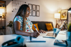 6 Best High-Paying Skills To Learn Without A Degree