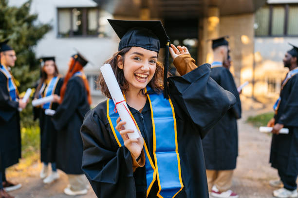 Scholarships, Internships and Grants for Nigerians